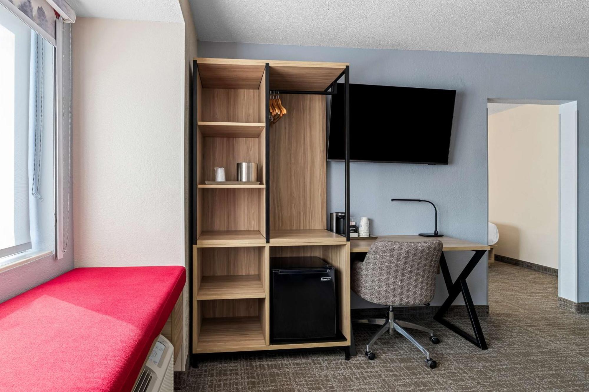 Best Western Buffalo Inn & Suites Bagian luar foto